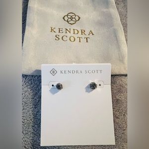 BNWT Kendra Scott Platinum Drusy Stud